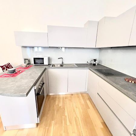 Апартаменты * Esclusivo & Moderno Roma Centro Campo De Fiori * Экстерьер фото