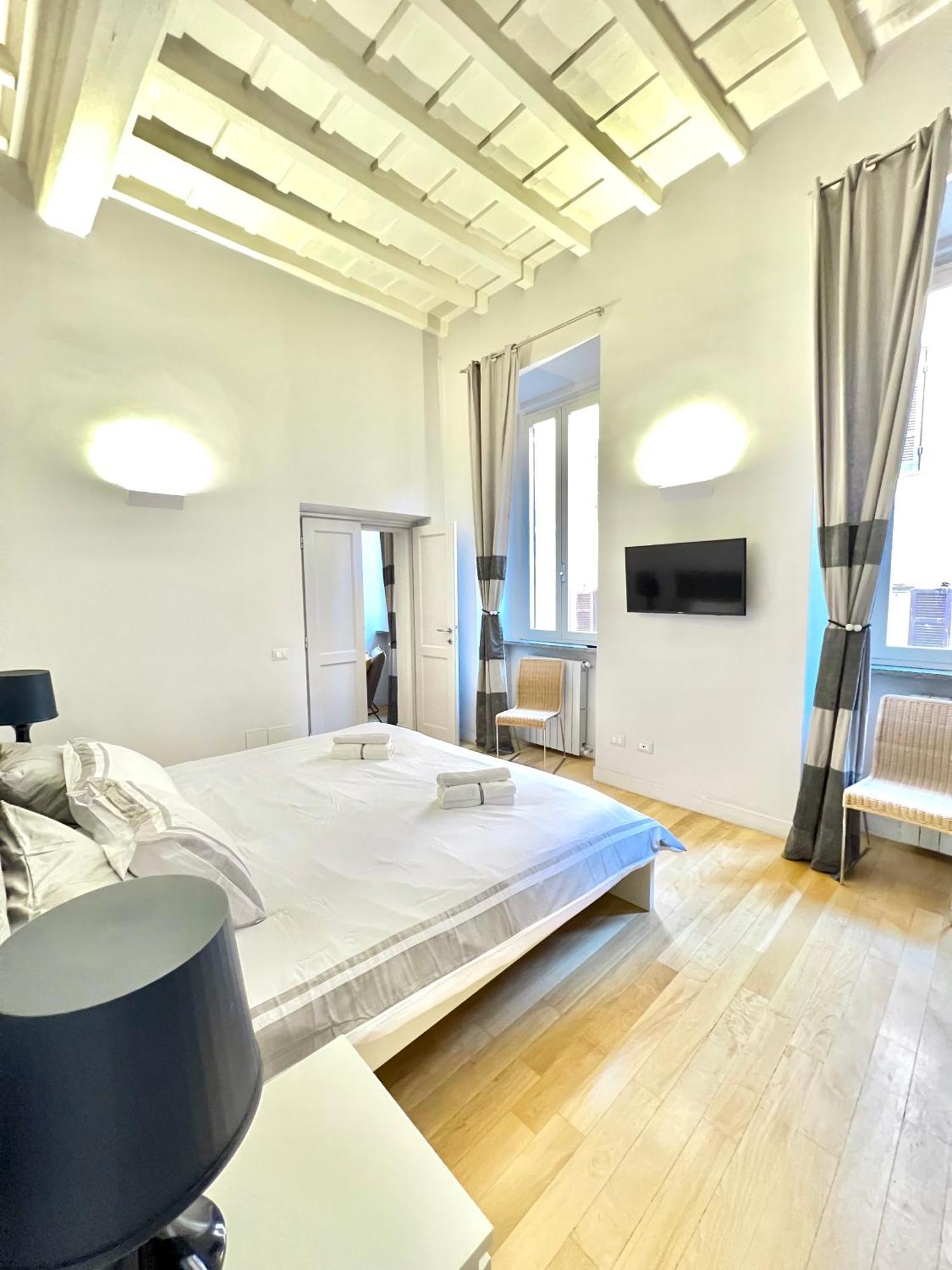 Апартаменты * Esclusivo & Moderno Roma Centro Campo De Fiori * Экстерьер фото